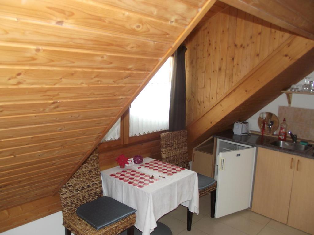 Apartman Nora Buk Exterior photo