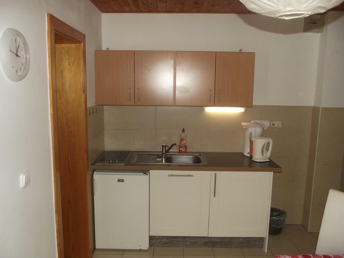 Apartman Nora Buk Exterior photo